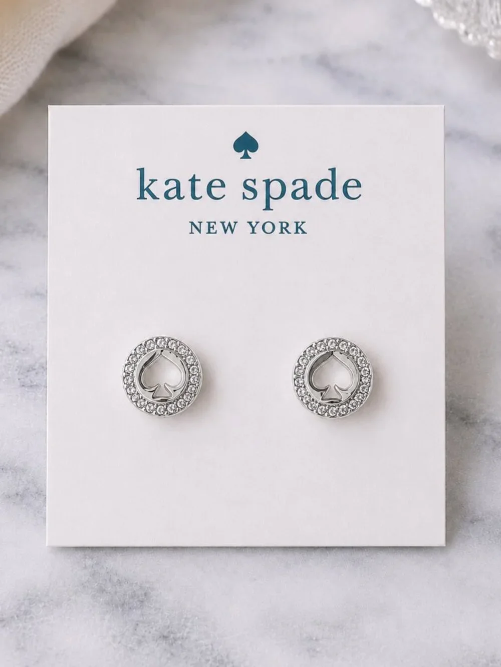 Kate Spade Silver Spade Crystal Halo Stud Earrings Rhinestone Logo🤍